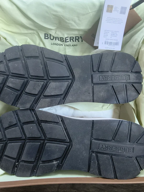 Burberry Multicolored Animal & Check Print Sneakers with Green Laces - Picture 6 of 9